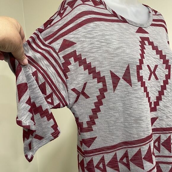 NWOT New Directions Aztec Blouse. Size M medium 8/10 - Picture 3 of 8